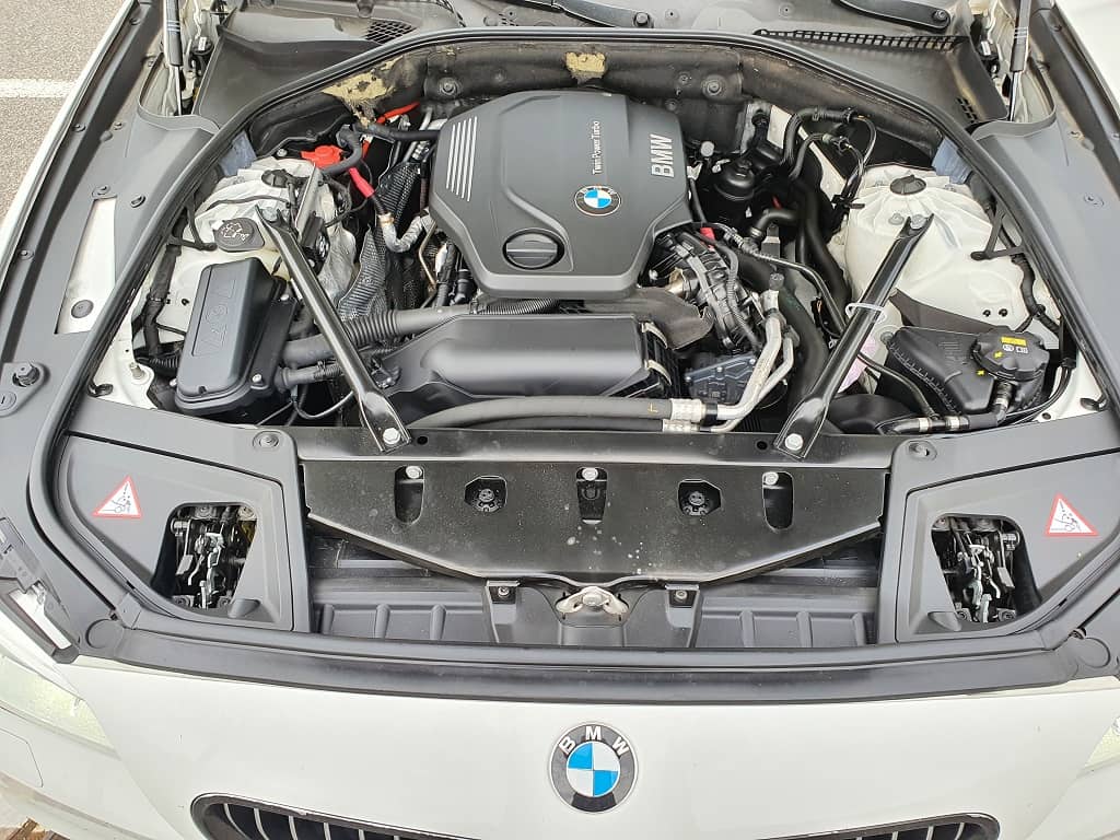 2015 BMW 520d xDrive - 011